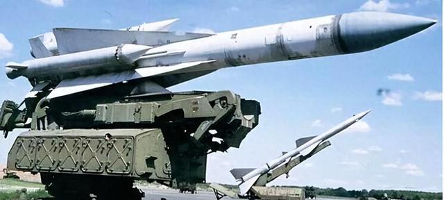美军绝密攻势：150枚导弹突破胡塞7个防空系统！